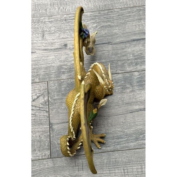 Guardian of Always Dragon, Nene Tomas' Guardians of Fairy Realm Collection - Picture 2 of 14